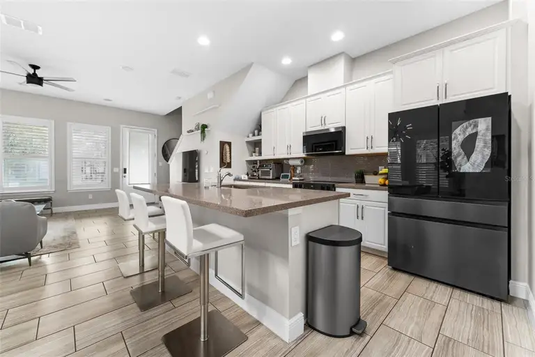 8163 UPPER PERSE CIR — photo 3