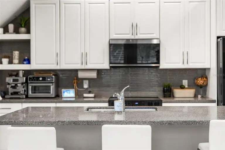 8163 UPPER PERSE CIR — photo 5