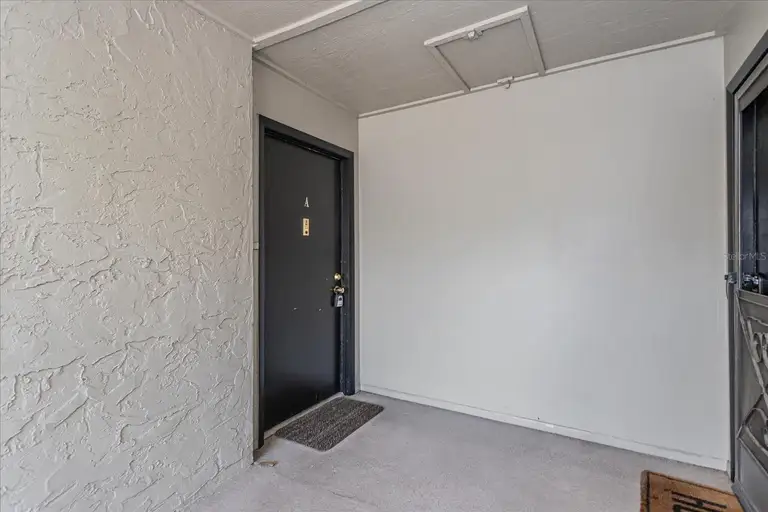 133 SPRINGWOOD CIR #A — photo 2