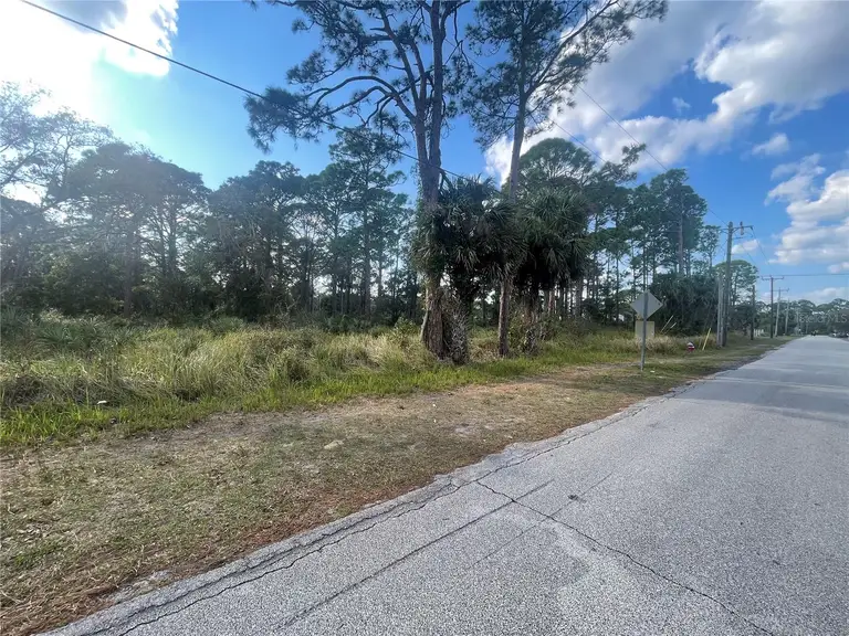 CANAL DR — photo 3