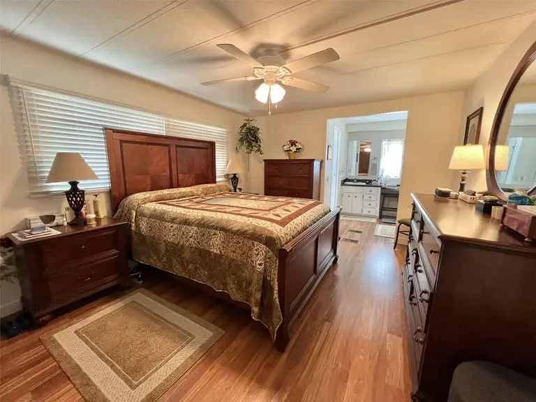113 WILLOW LN — photo 4