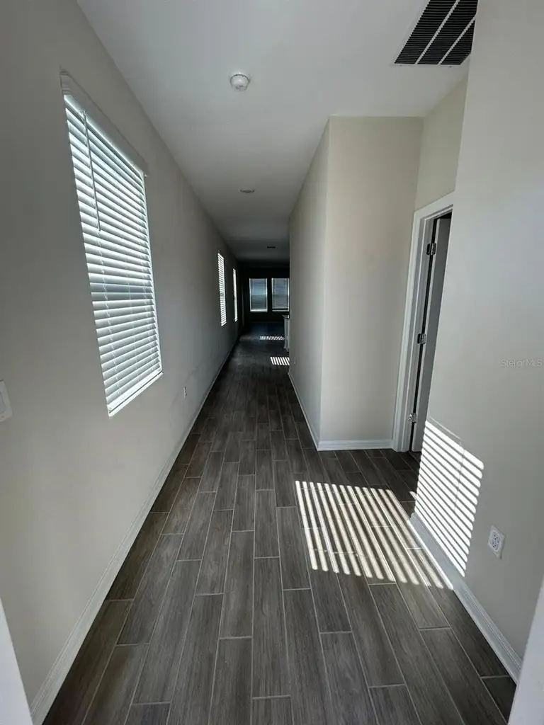 1392 VISCAYA COVE BLVD — photo 5