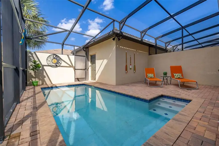 8960 ADRIATICO LN — photo 3