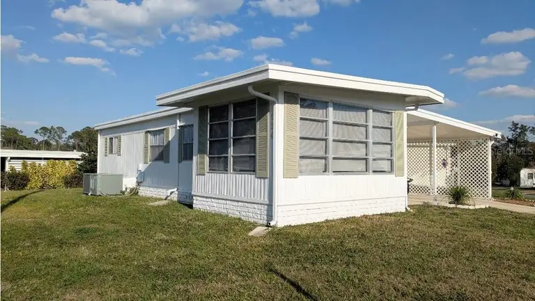 534 HAWTHORNE BLVD — photo 2