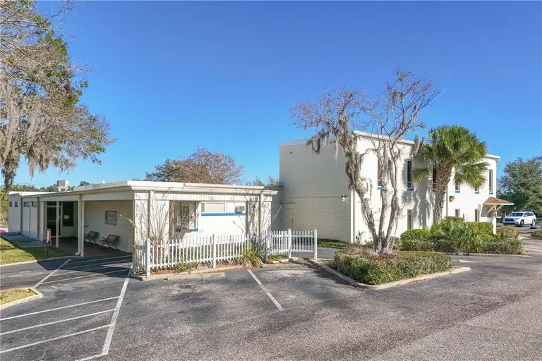 1135 LAKE AVE — photo 4