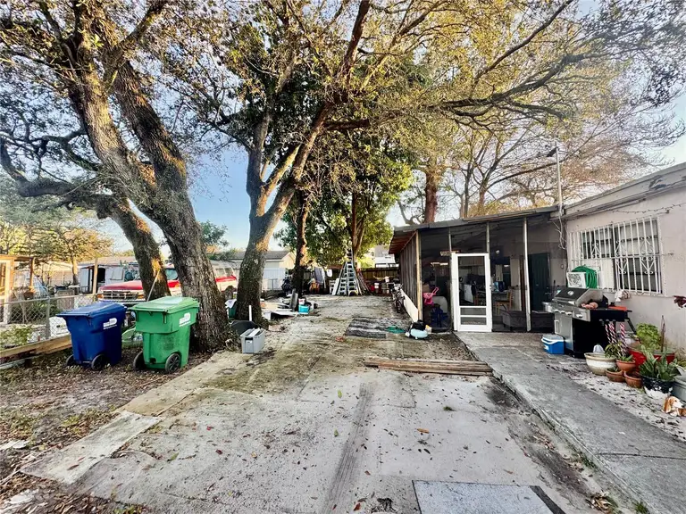 2380 NW 101ST ST — photo 3