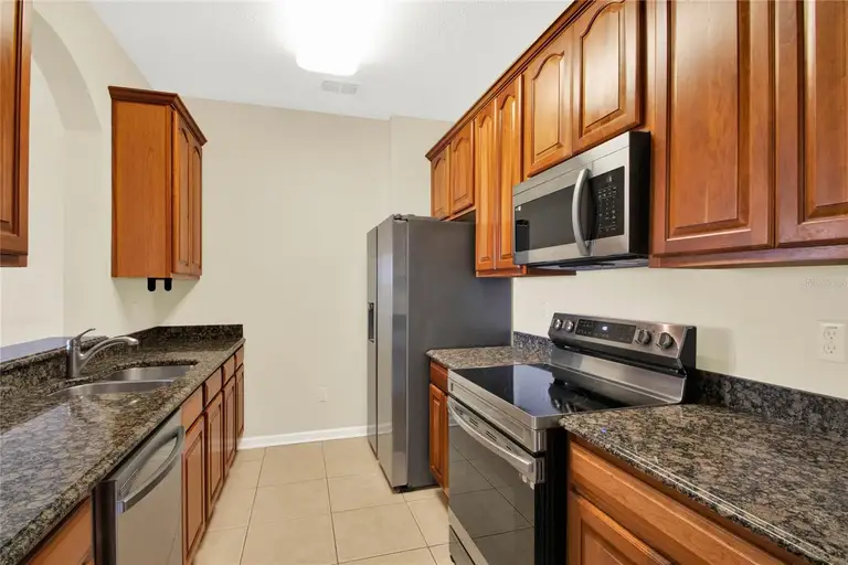 8296 PORTOFINO DR #401 — photo 2