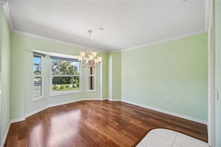 5694 HALE RD — photo 4