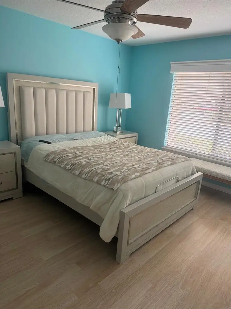466 CLUB DR — photo 4