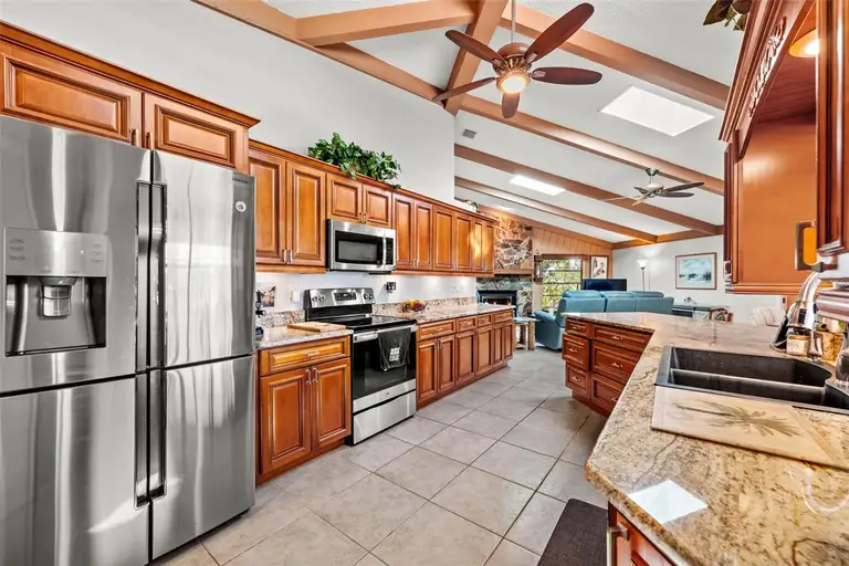 5036 WILLOW LEAF WAY — photo 3