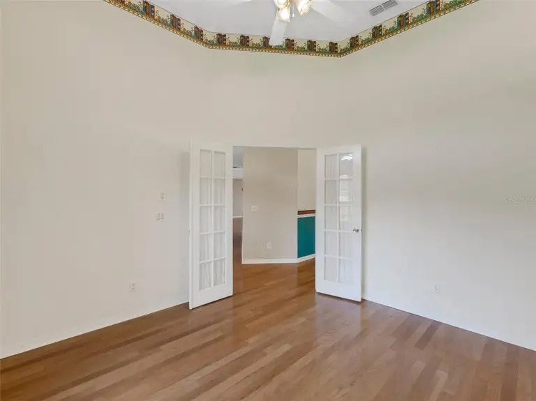 324 LAKE MARIAM BLVD — photo 4