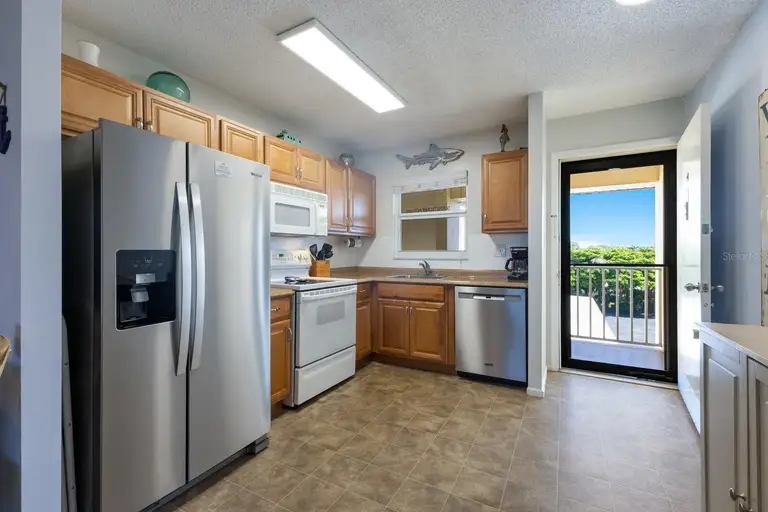901 BEACH RD #402 — photo 3