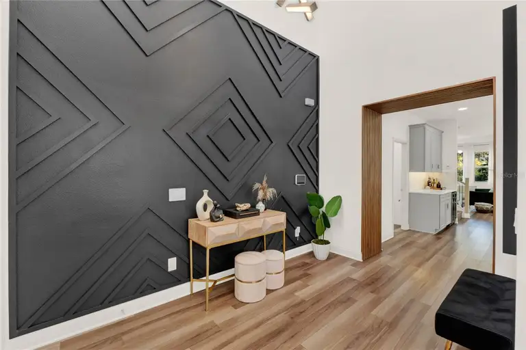 3245 UPLAND PT — photo 3
