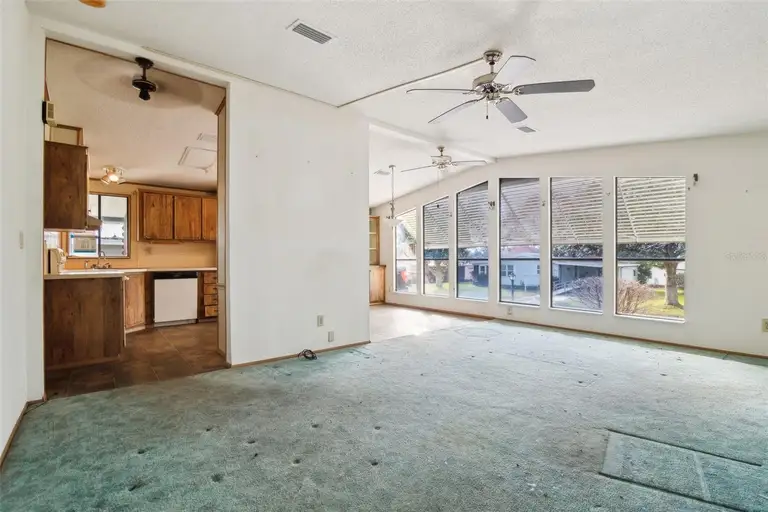 1765 W SCHWARTZ BLVD — photo 5