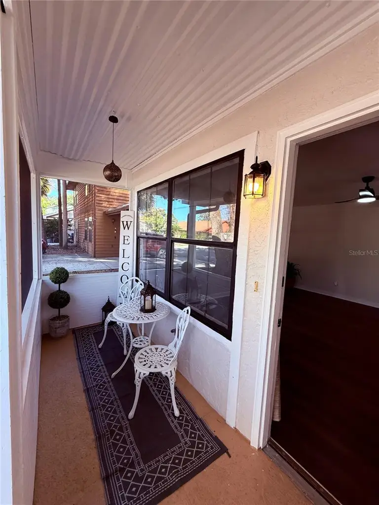 488 TAMARACK ST — photo 3