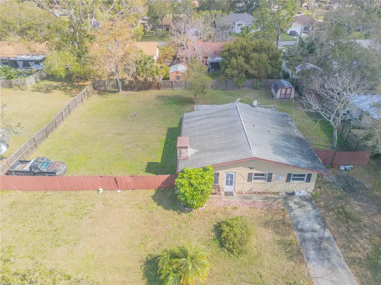 2323 QUEEN PALM DR — photo 4