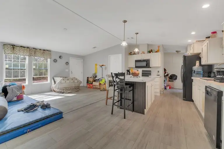 13107 TEXEL AVE — photo 3