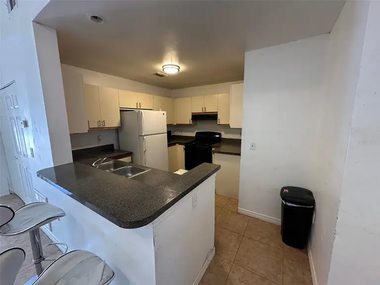 1324 EAGLE LN — photo 5