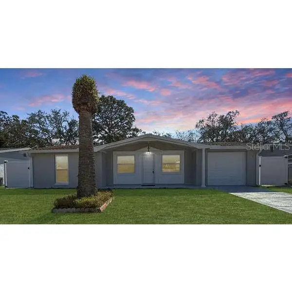 7138 ASHWOOD DR