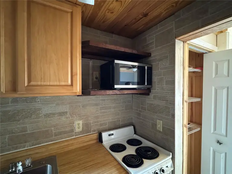 11649 E HWY 25 #APT 1 — photo 5