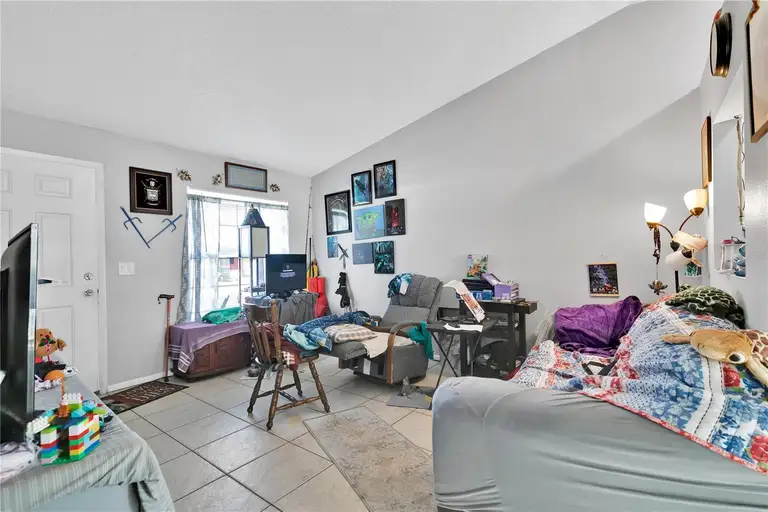2802 CORAL REEF DR — photo 5