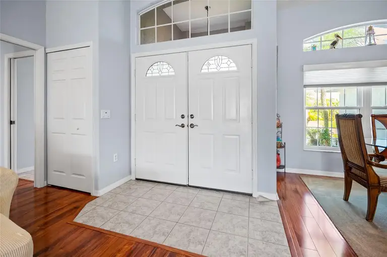 9129 BENSONHURST LN — photo 5