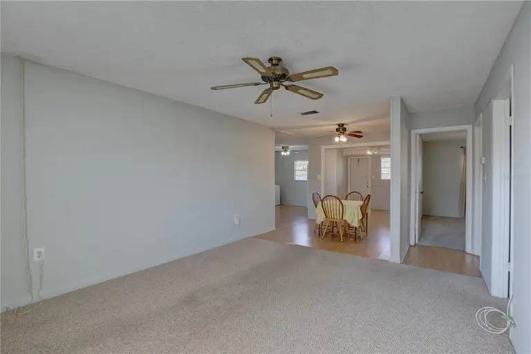 10116 TULIP ST N #10116 — photo 4