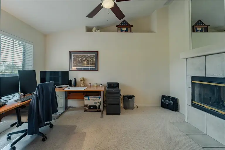 1120 CALDWELL AVE — photo 4