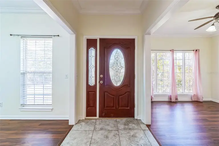 3021 BUTTERCUP LN — photo 2