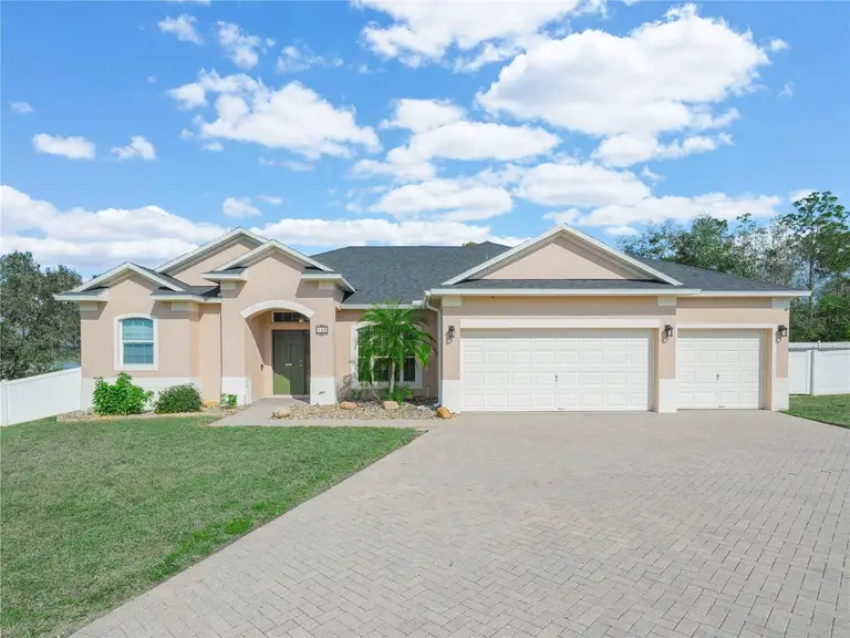 153 BROOKSHIRE DR