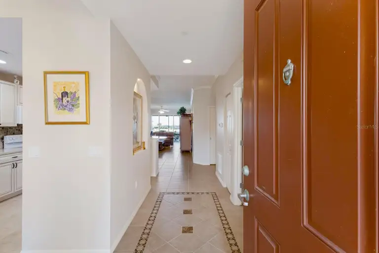 8414 WETHERSFIELD RUN #102 — photo 4