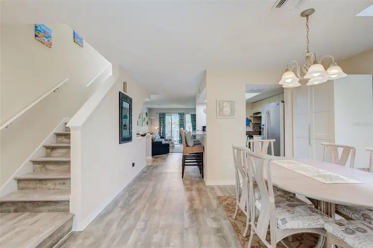 620 GARLAND CIR — photo 4