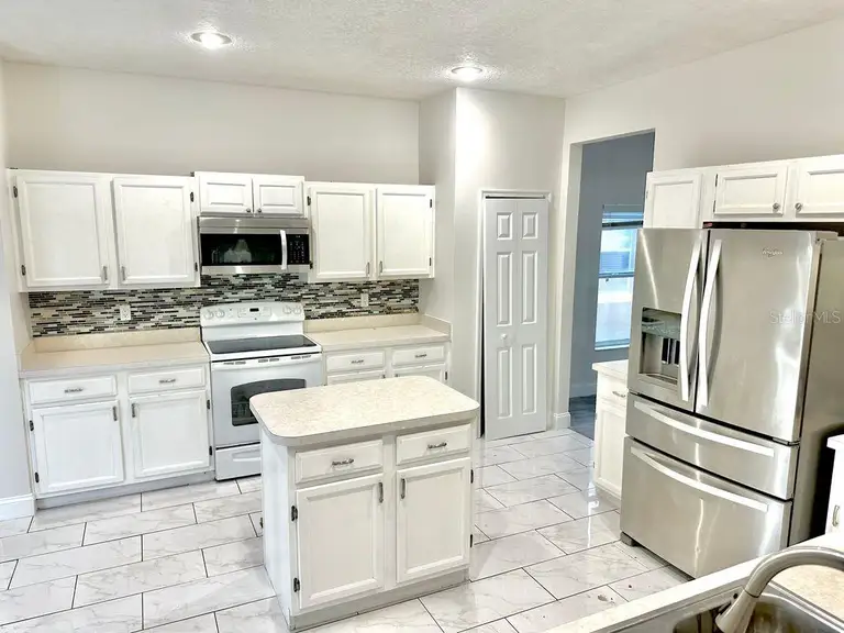 461 LAKEPARK TRL — photo 3