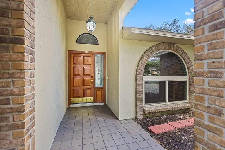 3917 APPLETREE DR — photo 3
