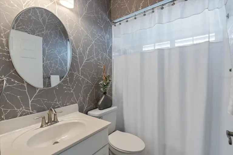 1298 HIGHLAND GREENS DR — photo 5