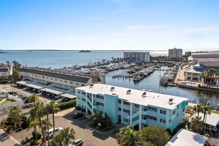 423 S PAULA DR #304