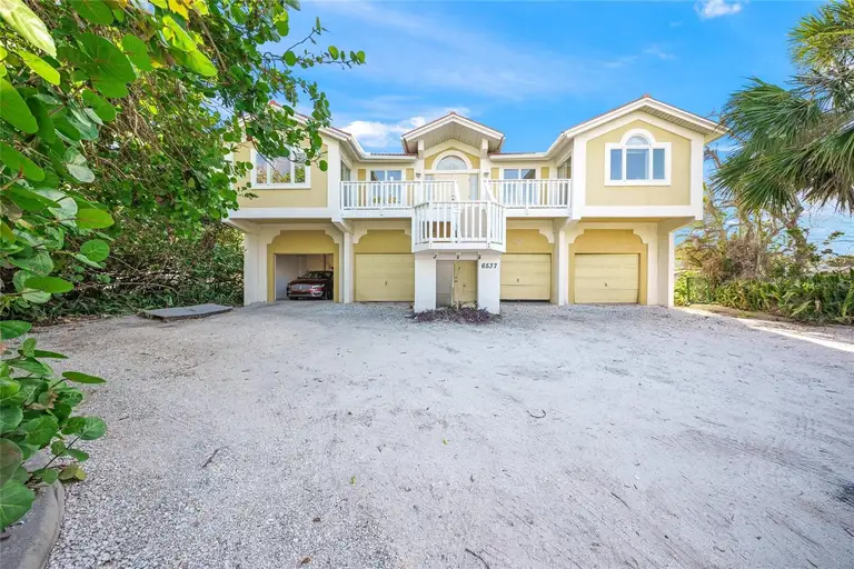 6537 GULF OF MEXICO DR