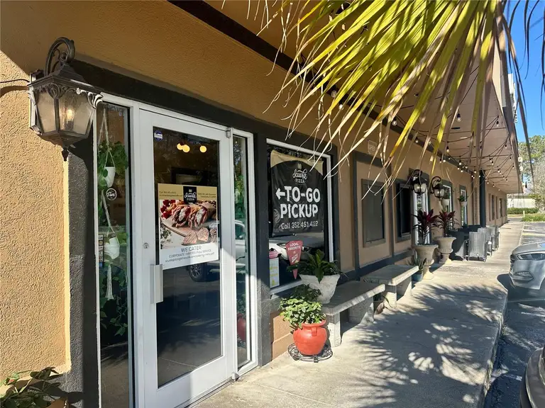 5240 NW 34TH BLVD #A — photo 2