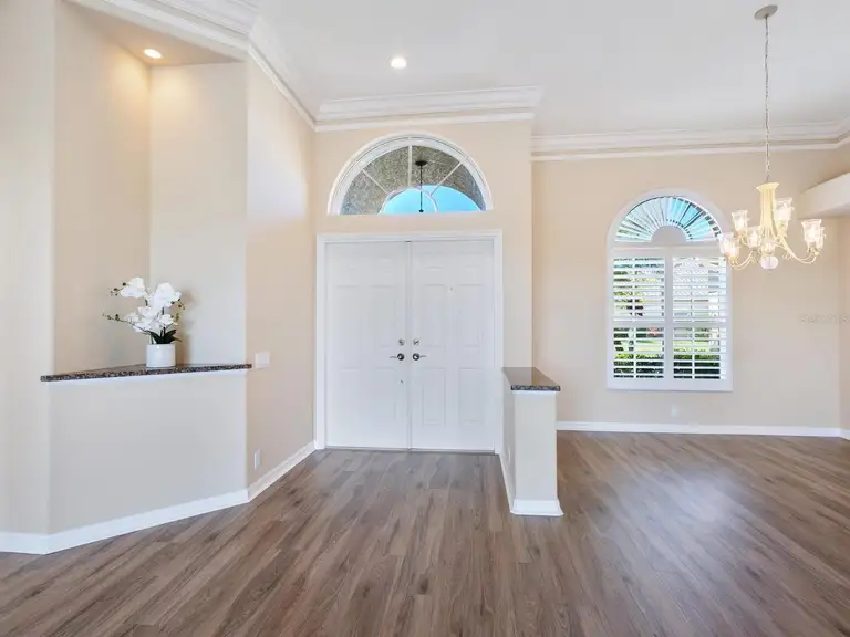 1241 RESERVE DR — photo 3