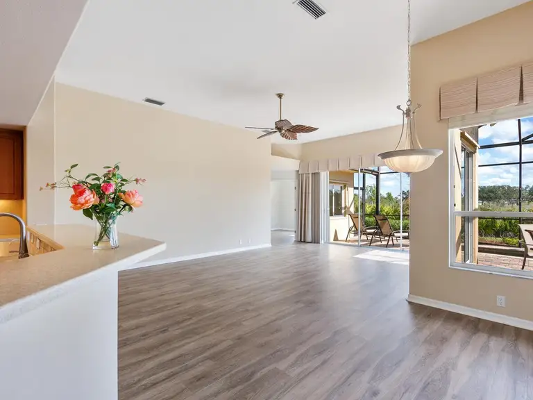 1241 RESERVE DR — photo 5