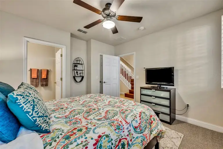 1725 PROSPECT AVE — photo 5