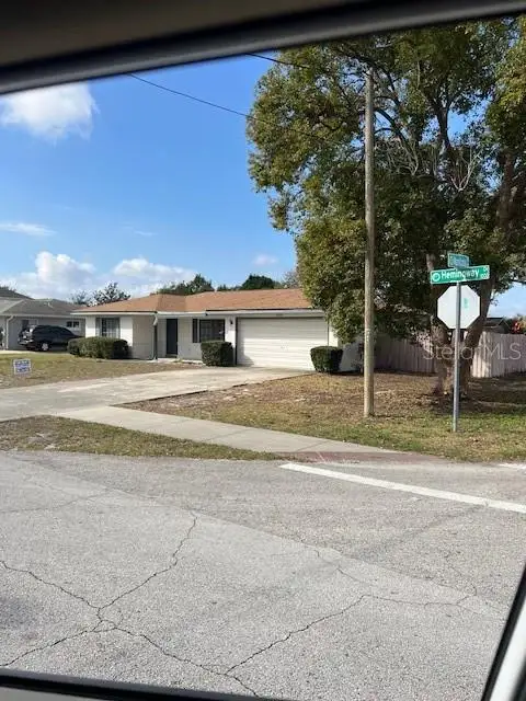 1038 HEMINGWAY DR — photo 4