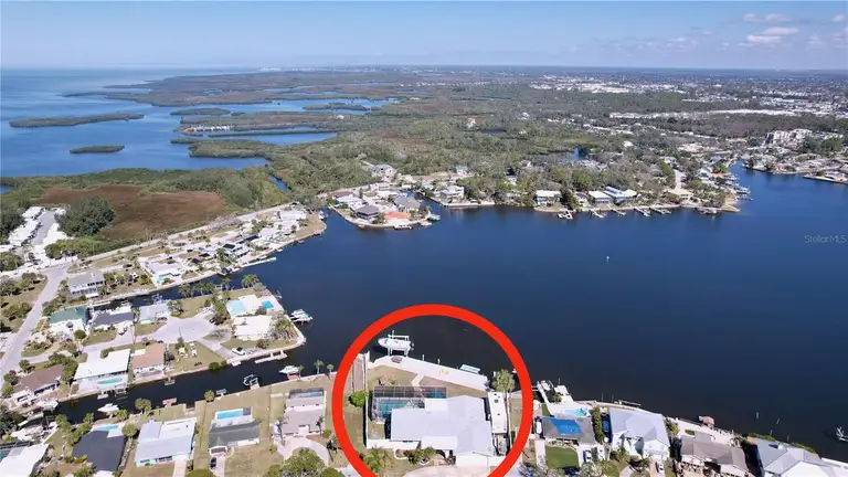 4941 WATERSIDE DR — photo 2