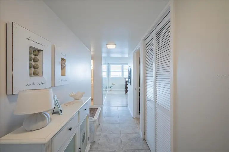 7465 BAY ISLAND DR S #318 — photo 5