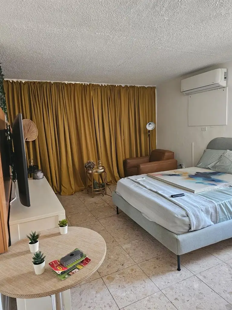708 COND. ROYAL HOUSE, #501 — photo 3