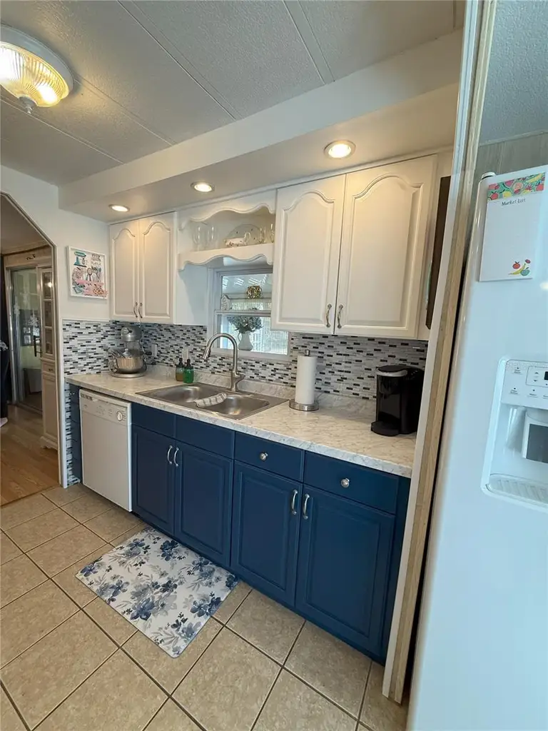 15 WILDERNESS DR — photo 3