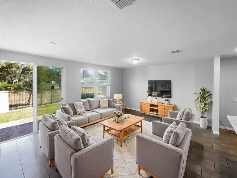 2033 MILKWEED ST — photo 2
