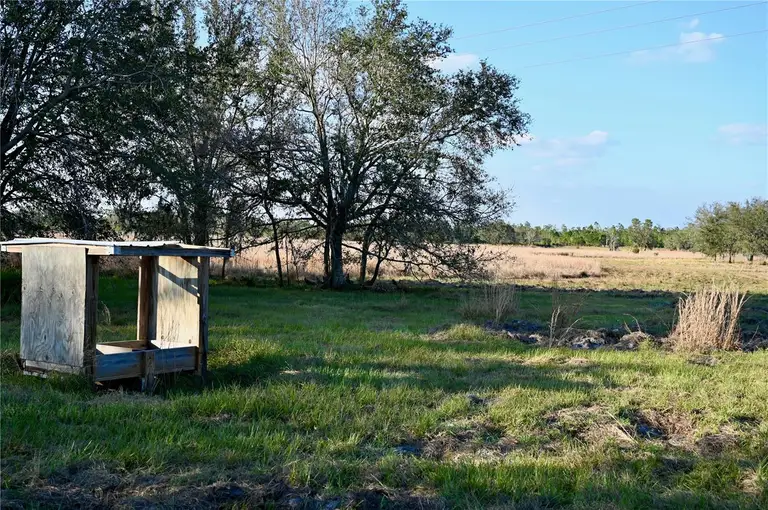 9125 COUNTY LINE RD E — photo 4