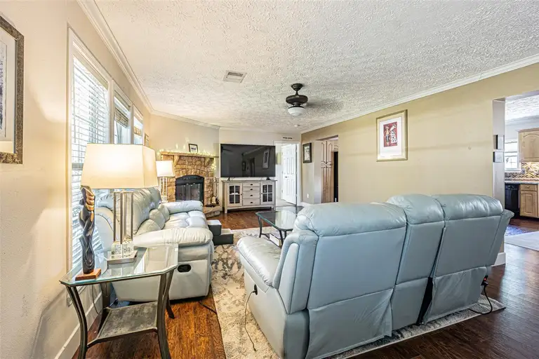 17480 NUTHATCH RD — photo 4