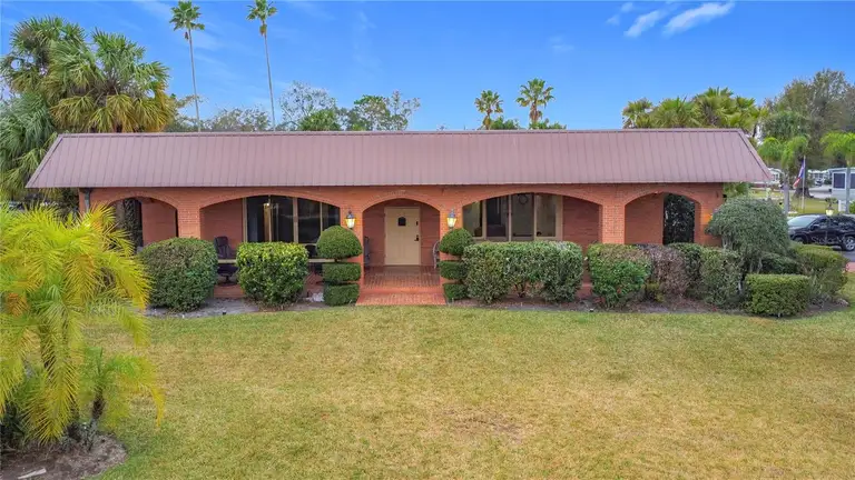 6 PALM WAY — photo 2